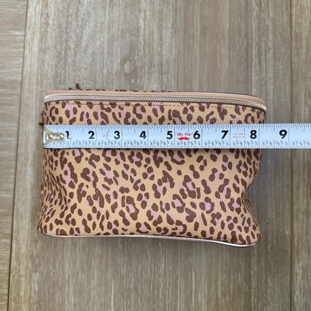 NEW Leopard Animal Print Makeup Cosmetic Bag with Tassels - Picture 5 of 10